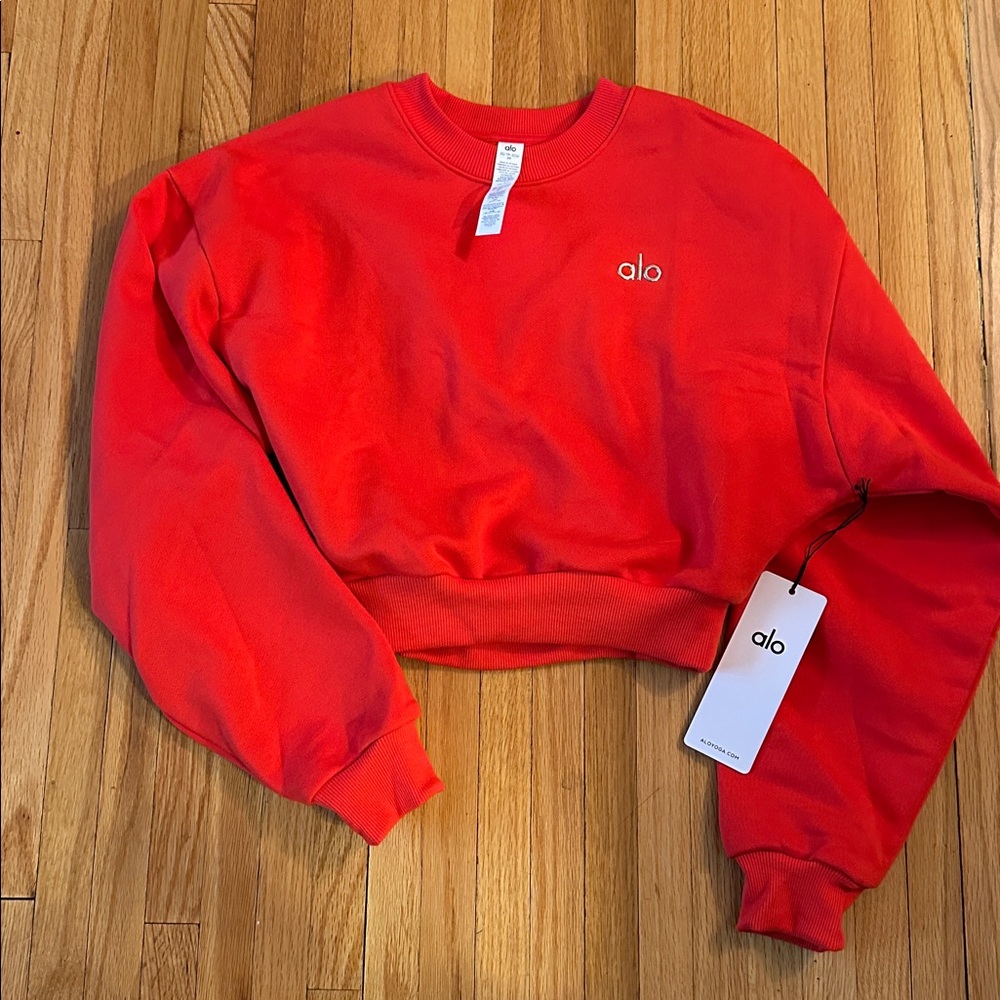 Alo Cropped Accolade Crewneck NWT - Picture 2 of 3